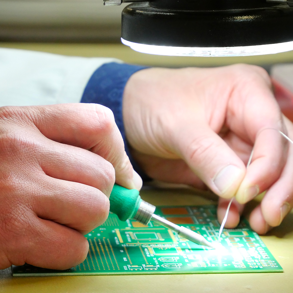 IFTEC 342 Atelier brasage formation réparation cartes électroniques